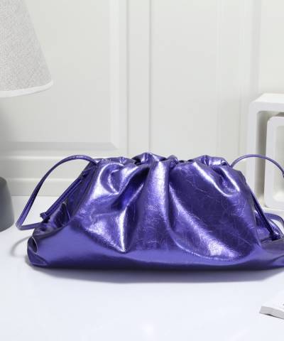 Сумка Bottega Veneta Pouch Violet Metallic Clutch
